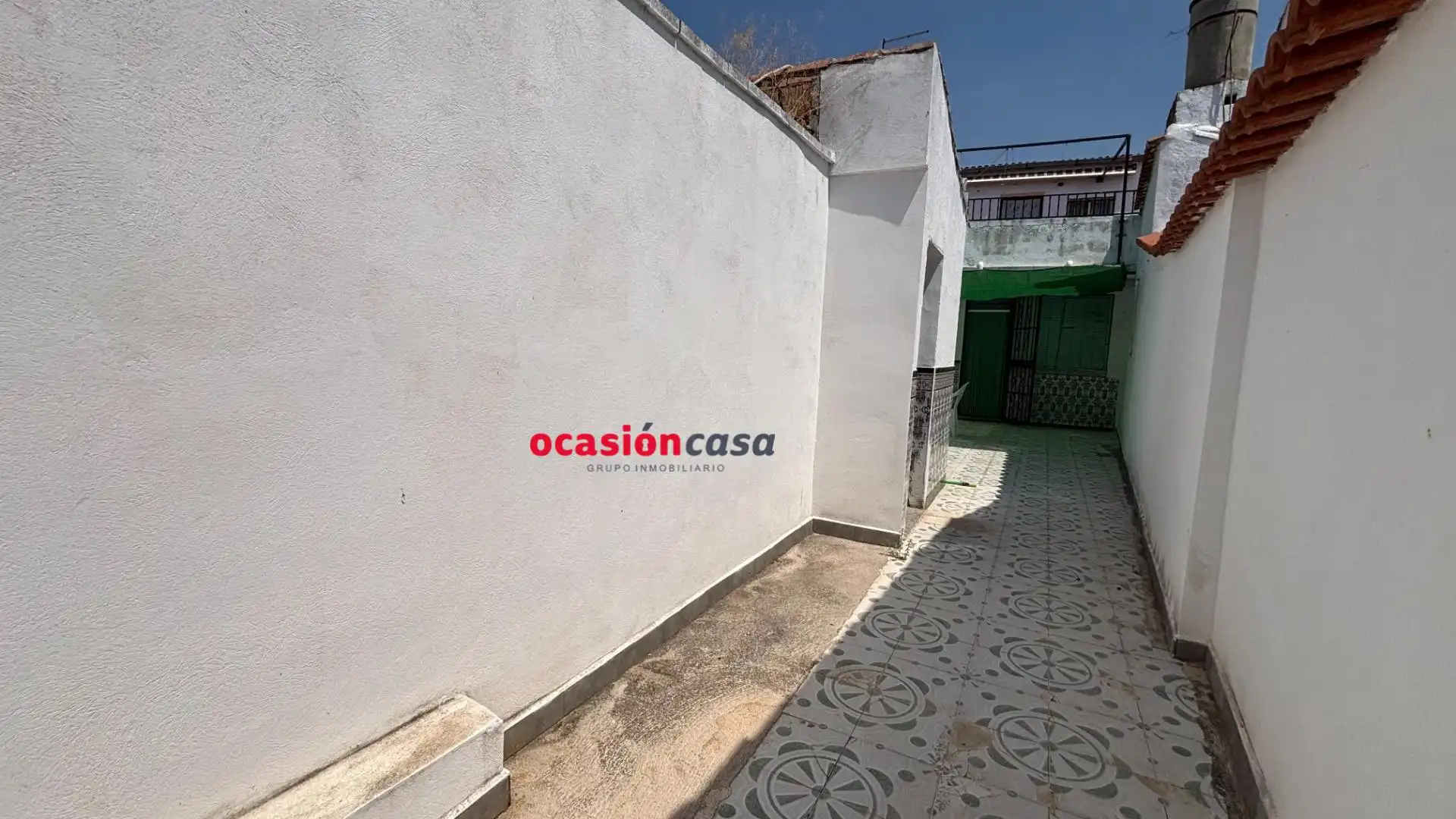 Vista exterior de Edifici en venda en Belmez