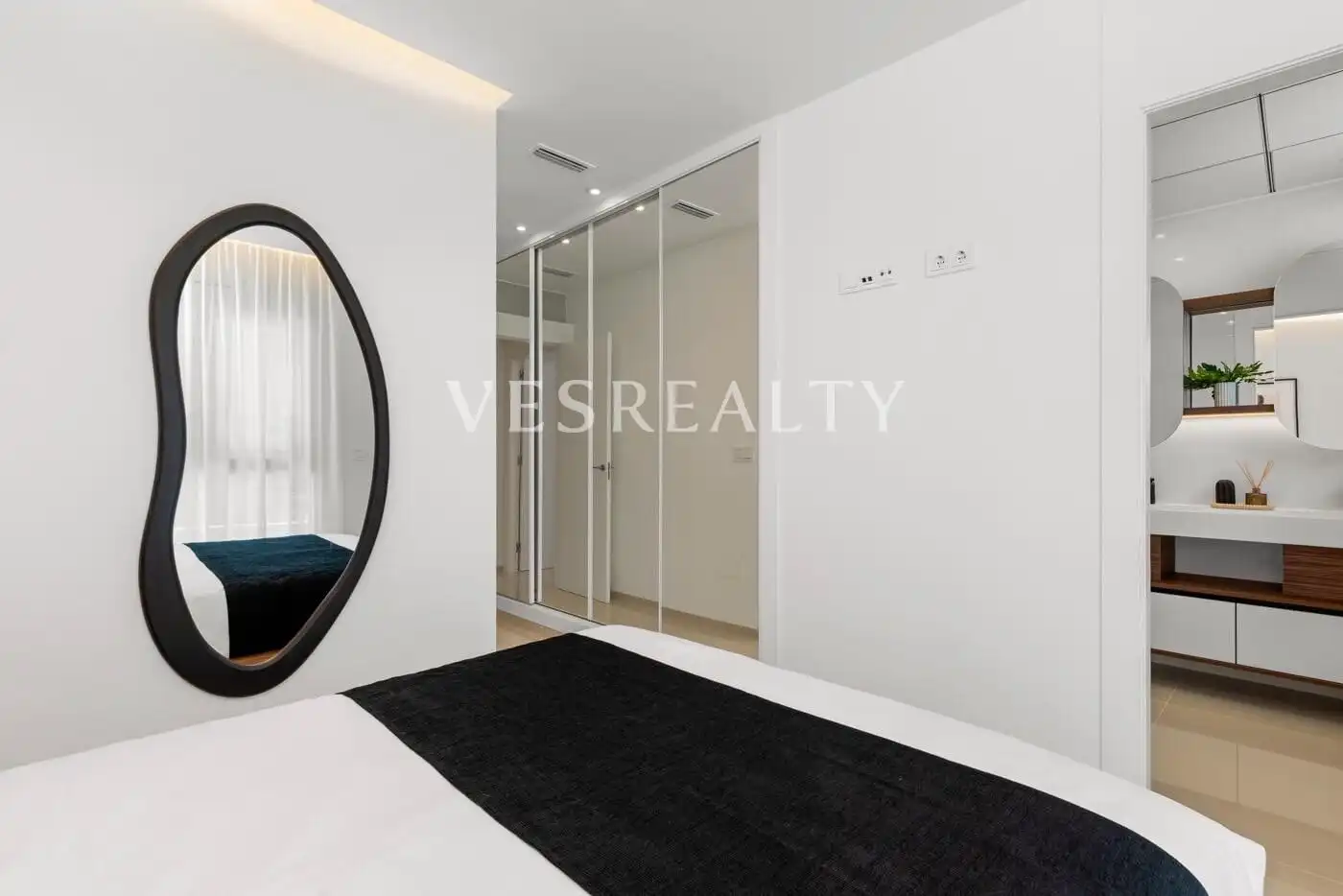Dormitori de Apartament en venda en Rojales amb Jardí privat, Traster i Piscina comunitària