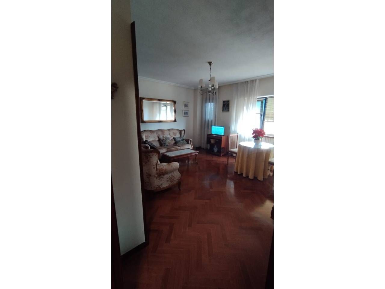 Living room of Flat to rent in Ocaña  with Heating, Parquet flooring and Furnished