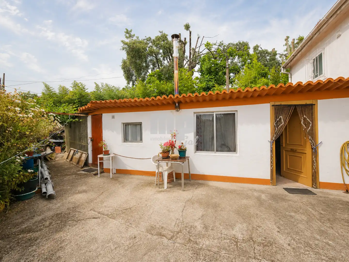 Außenansicht von Haus oder Chalet zum Verkauf in Redondela mit Privatgarten