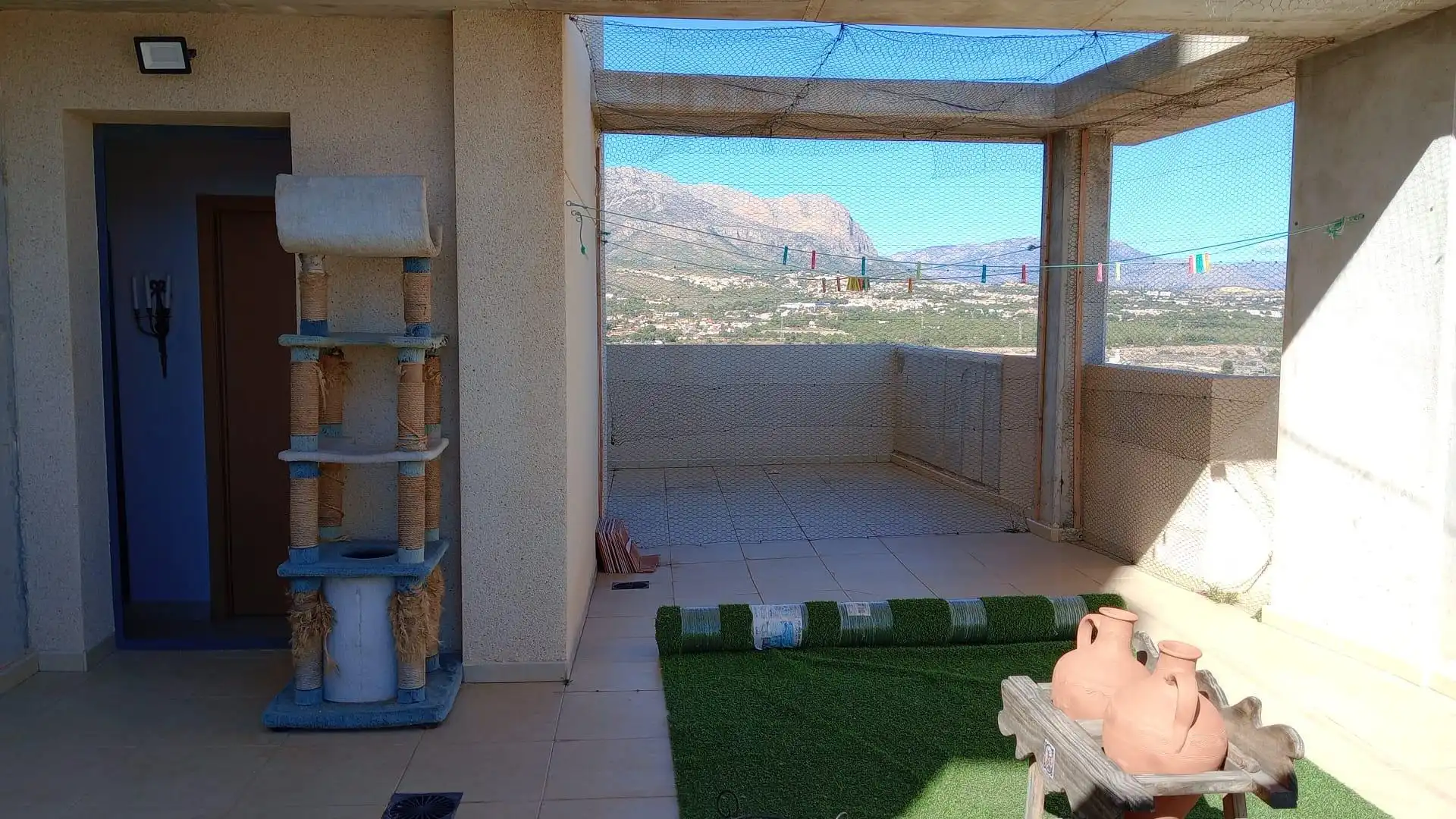 Terrassa de Apartament en venda en Benidorm amb Aire condicionat, Calefacció i Jardí privat