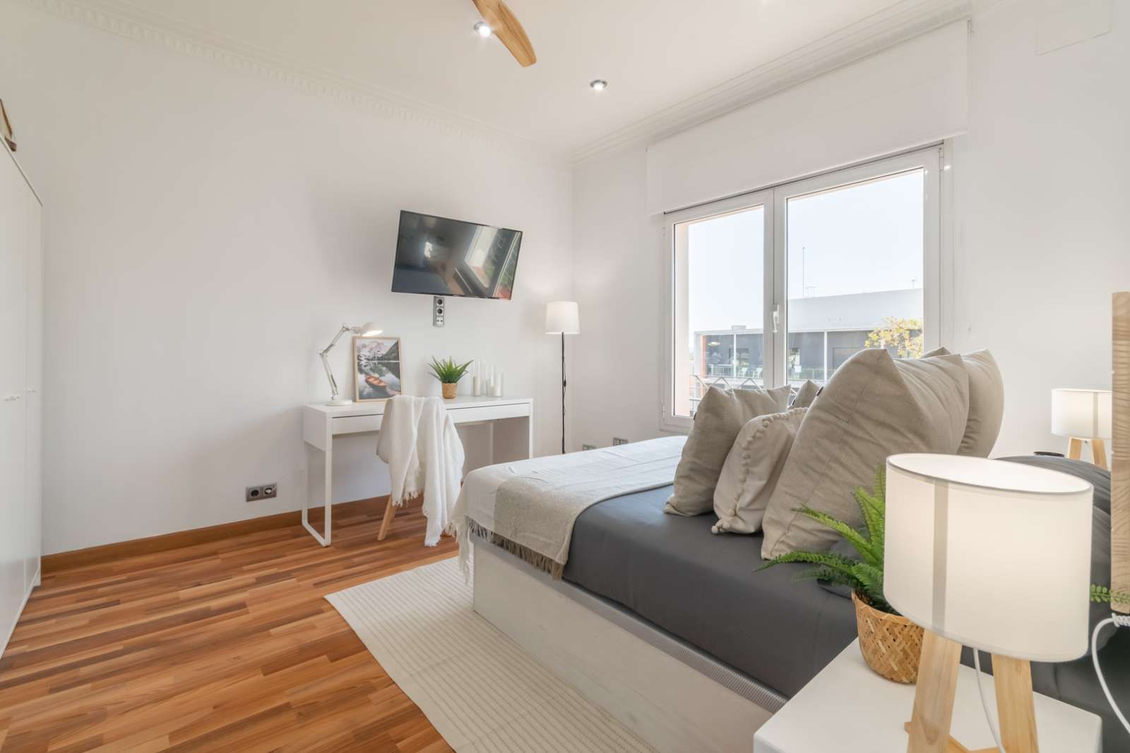 Flat to share in Les Tres Torres
