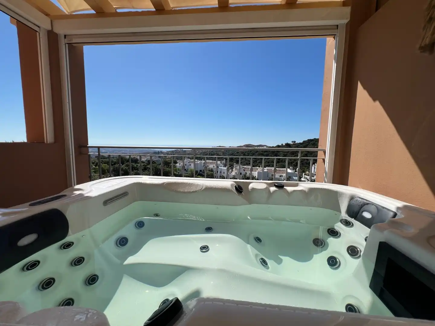 Terraza de Casa adosada en venta en Ojén con Aire acondicionado, Amueblado y Horno
