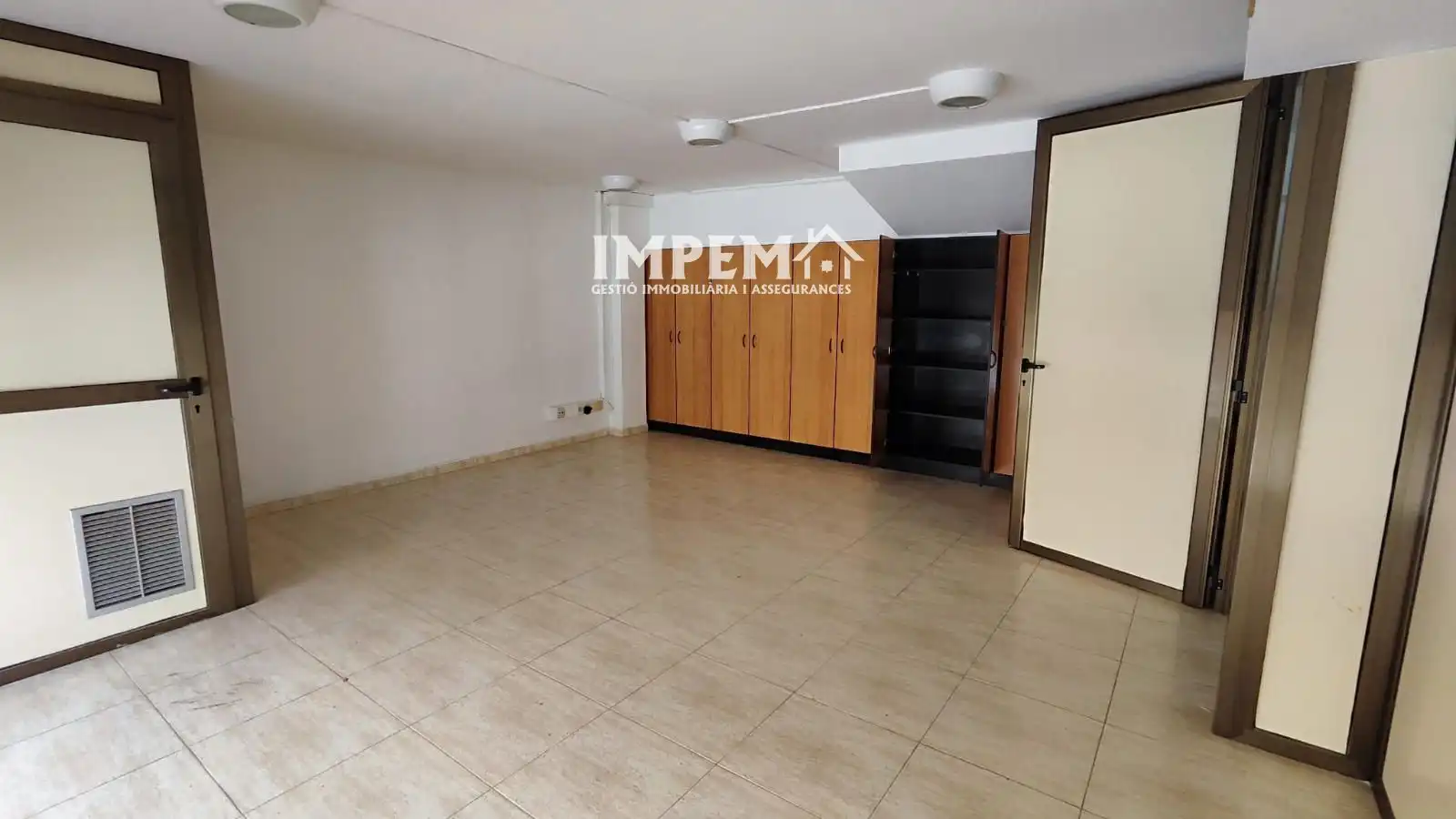Business premises for sale in Xic de l´Anyè, imagen 4