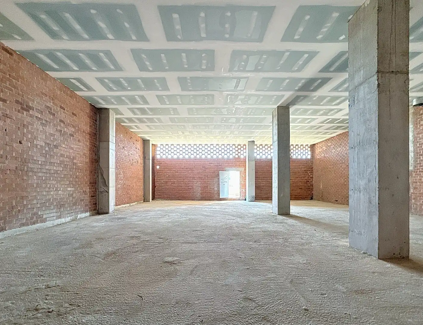 Local comercial en venta en Port, imagen 2