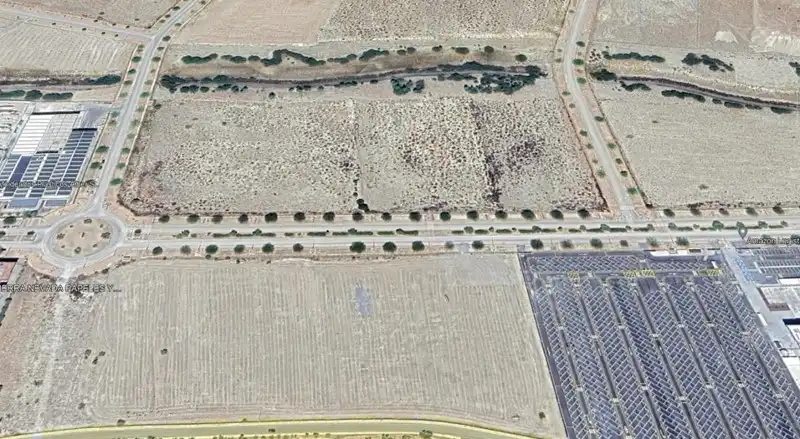 Terreny industrial en venda en Escúzar