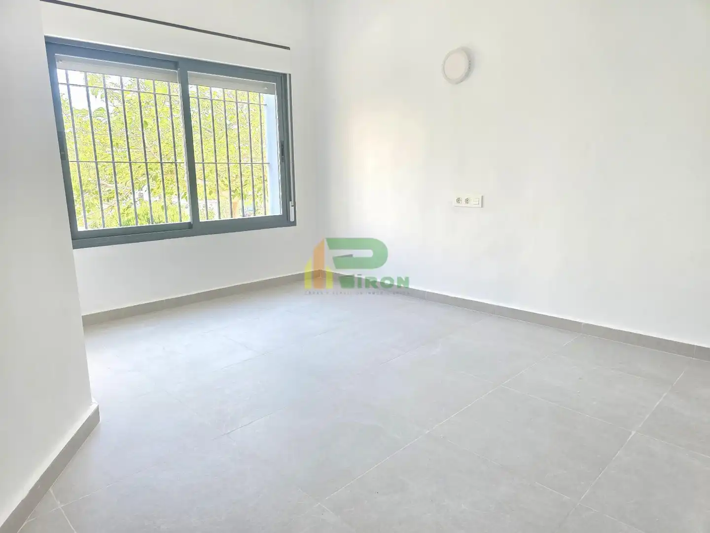 Schlafzimmer von Erdgeschoss zum Verkauf in Lorca mit Abstellraum