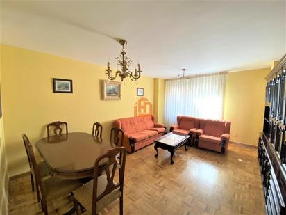 Living room of Flat for sale in León Capital   with Heating, Parquet flooring and Terrace