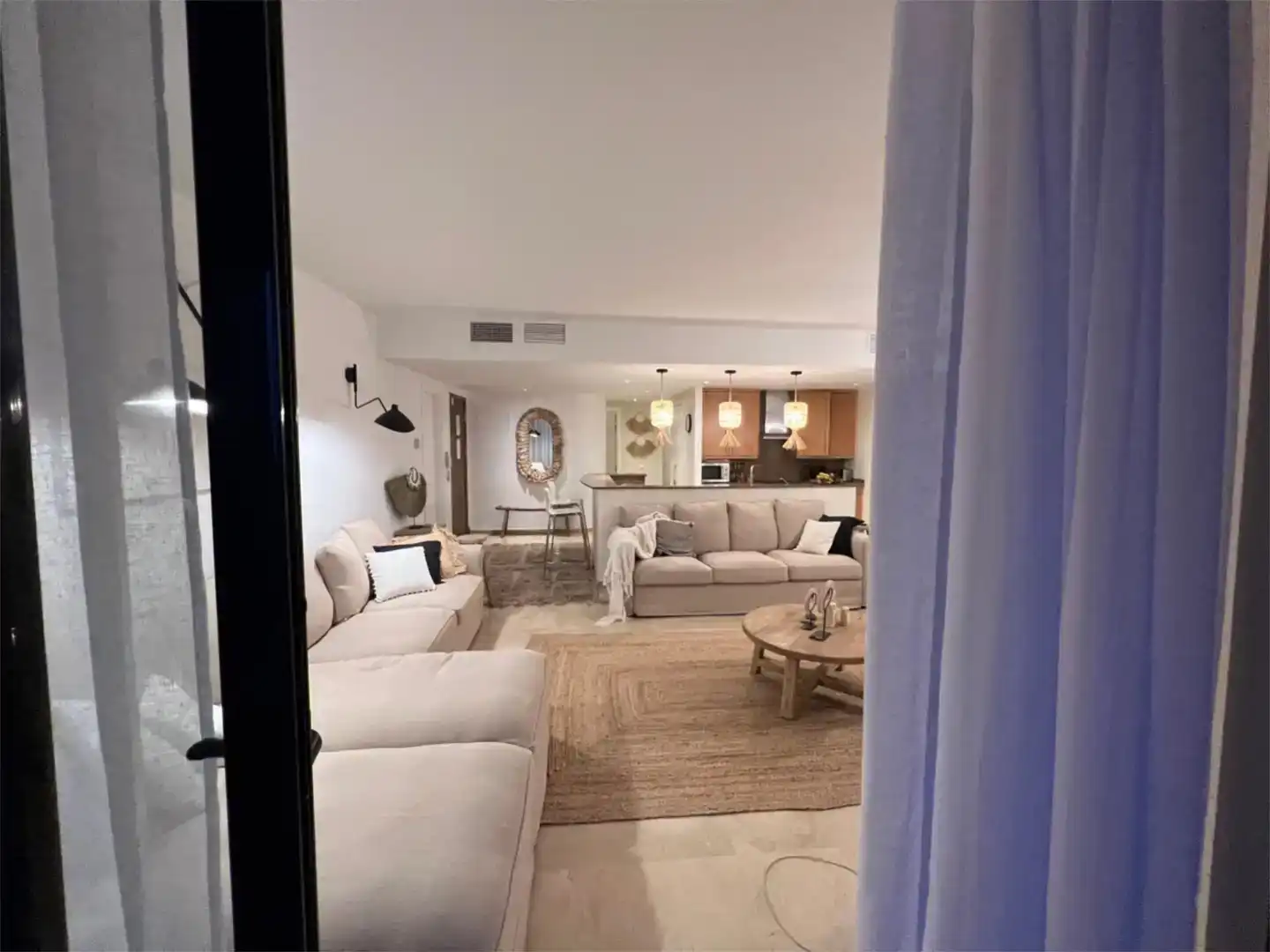 Sala d'estar de Apartament en venda en Mijas amb Aire condicionat i Piscina