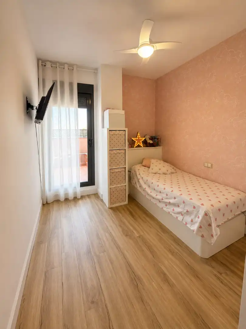 Dormitori de Àtic en venda en Mairena del Aljarafe amb Aire condicionat, Terrassa i Traster