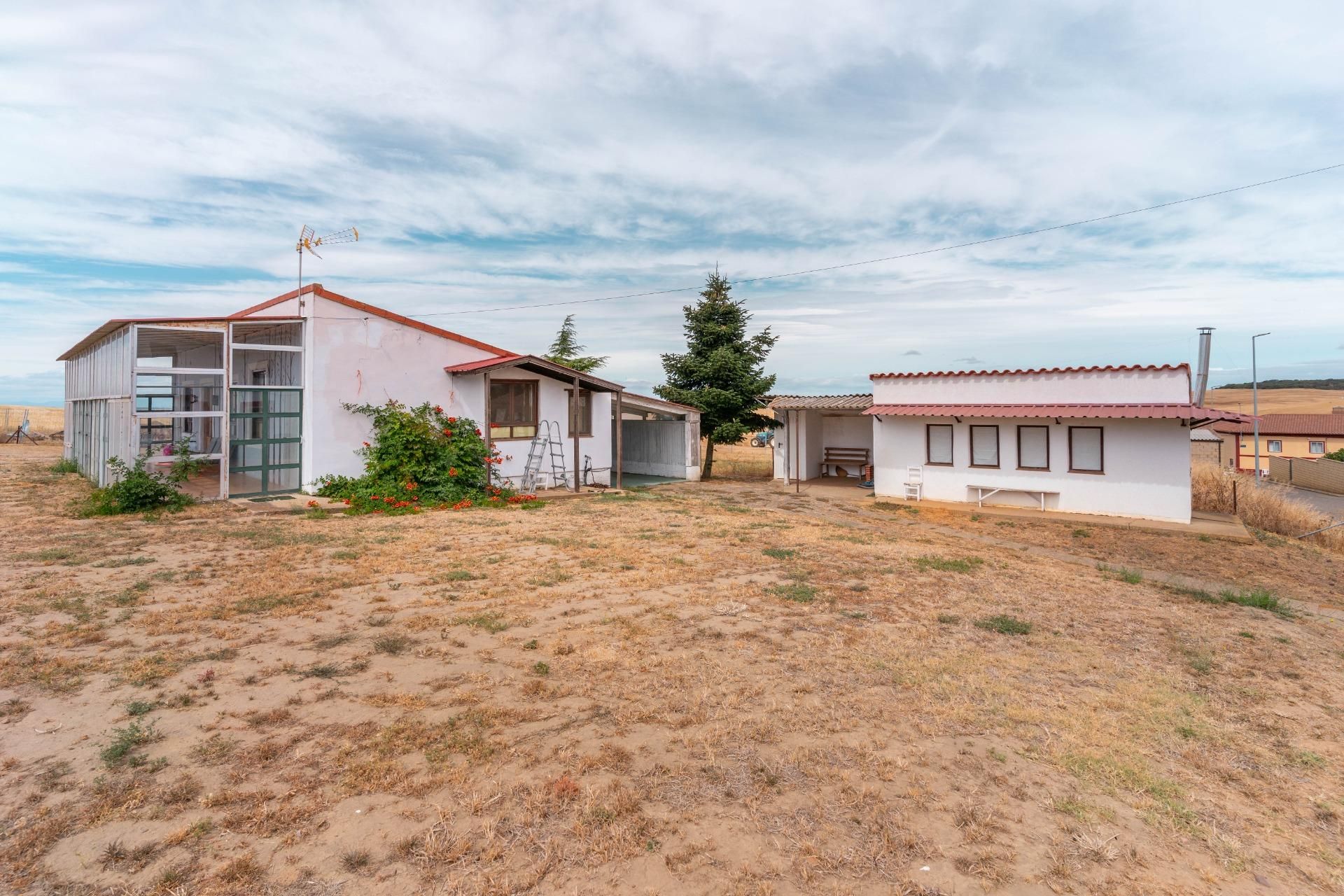 House or chalet for sale in Valencia de Don Juan  with Heating