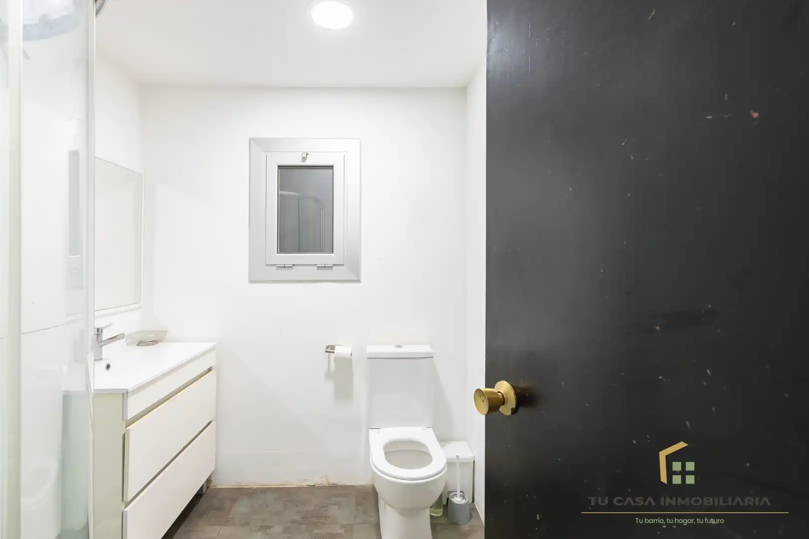 Baño de Piso en venta en Badalona con Aire acondicionado