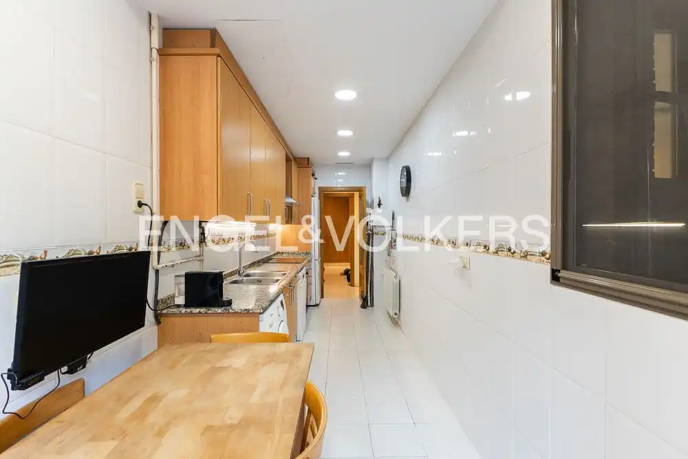 Cocina de Piso en venta en Valencia con Aire acondicionado, Calefacción y Jardín privado