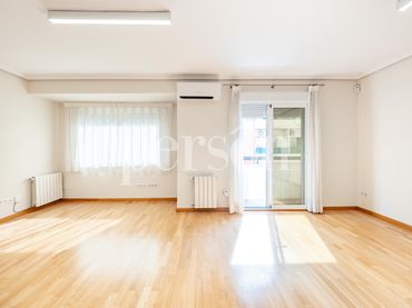 Appartement avec balcon à vendre à Extramurs