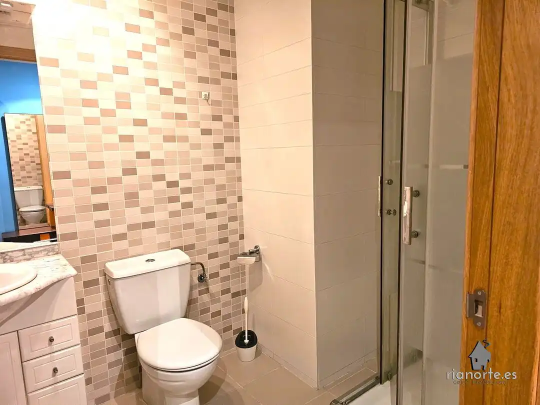 Bathroom of Flat for sale in Langreo  with Heating, Storage room and Furnished
