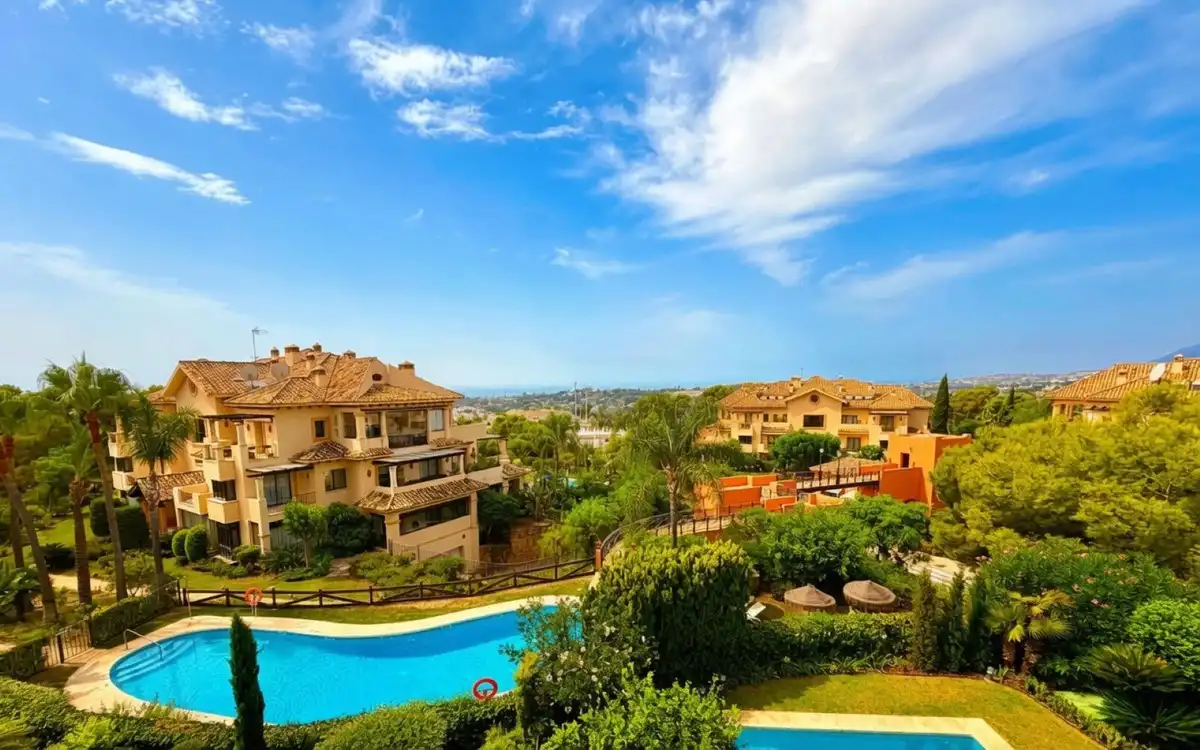 Exterior view of Attic for sale in Marbella  with Air Conditioner, Terrace and Storage room