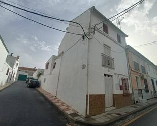 Vista exterior de Casa o xalet en venda en Cacín amb Calefacció, Jardí privat i Moblat
