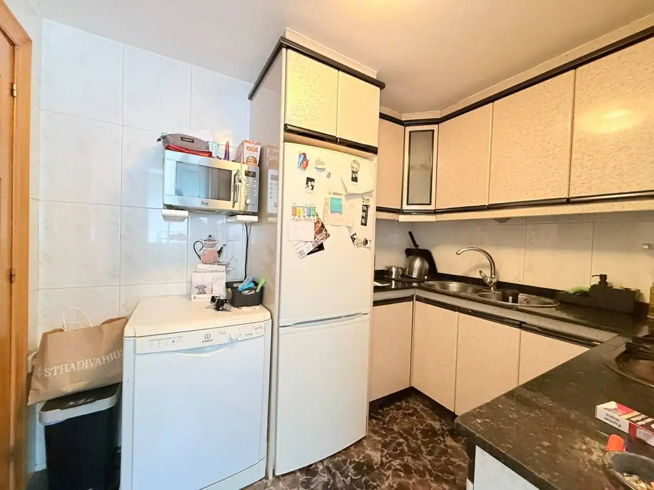 Küche von Wohnung zum Verkauf in Sant Celoni mit Klimaanlage und Heizung