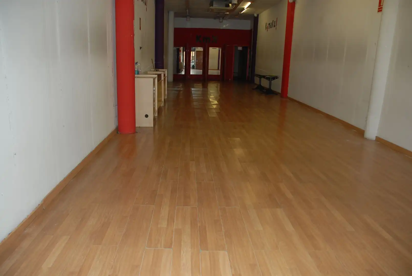 Local comercial en alquiler en Pere Badia, imagen 2