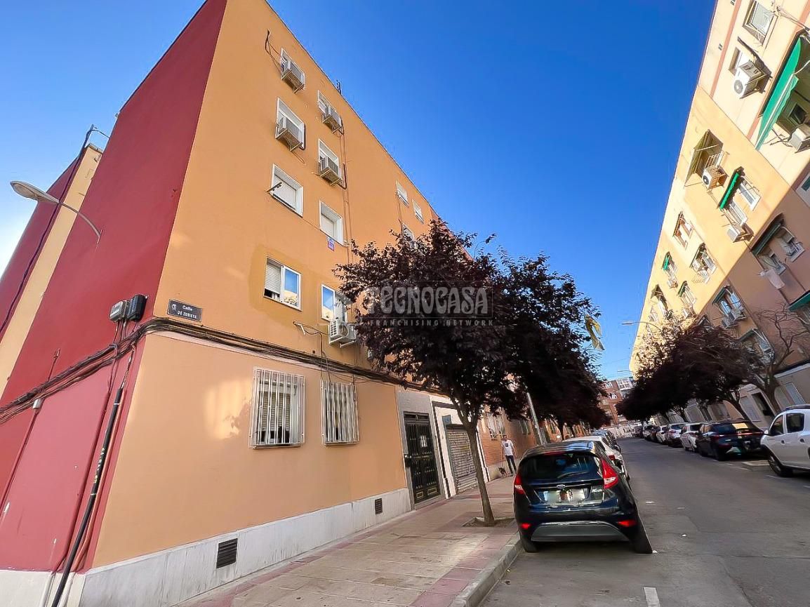 Exterior view of Flat for sale in  Madrid Capital