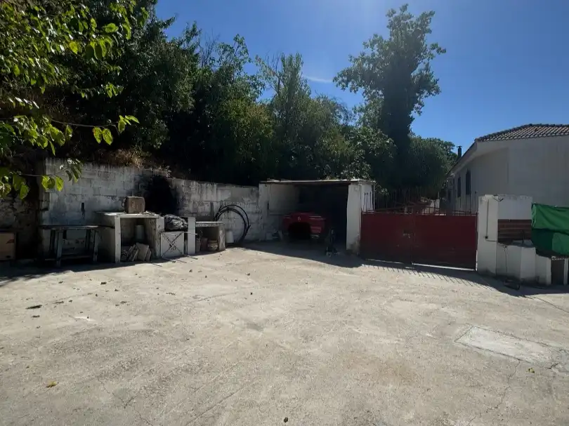 Aparcament de Casa o xalet en venda en  Jaén Capital amb Terrassa i Piscina