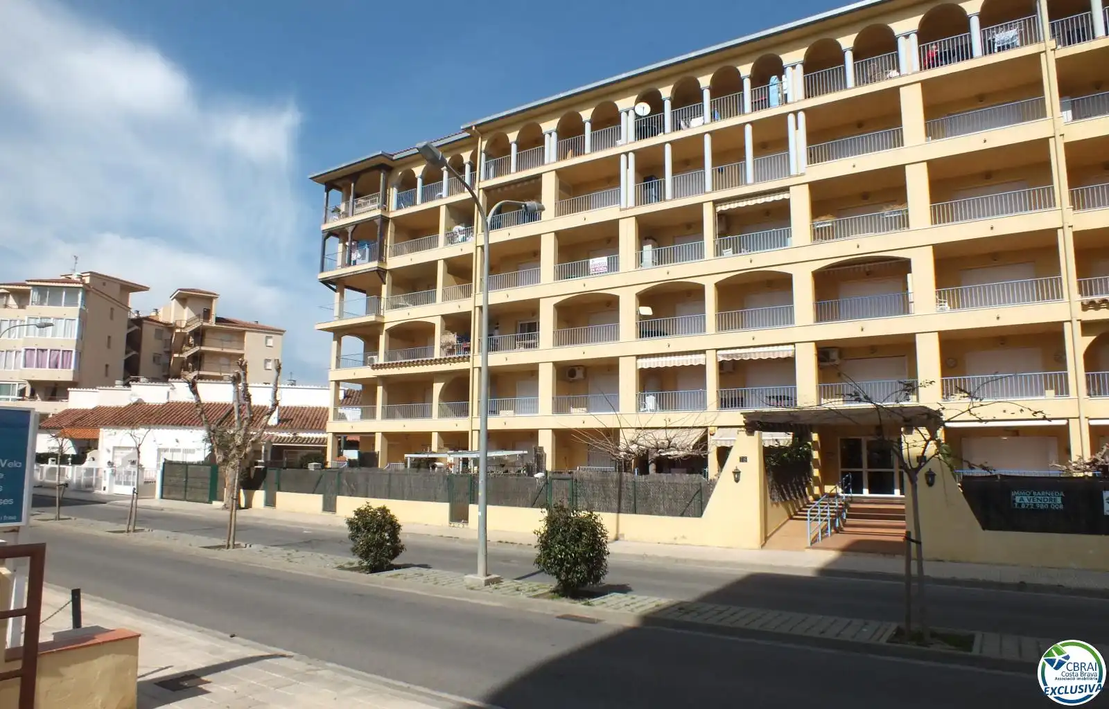 Appartamento con piscina in vendita a Avenida De La Platja 74