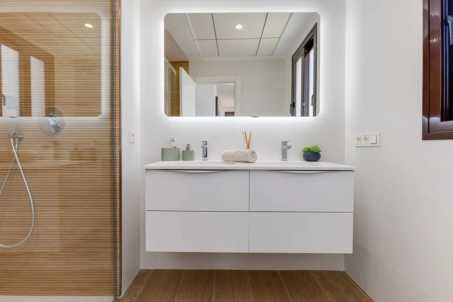 Baño de Casa o chalet en venta en Finestrat con Jardín privado, Terraza y Piscina