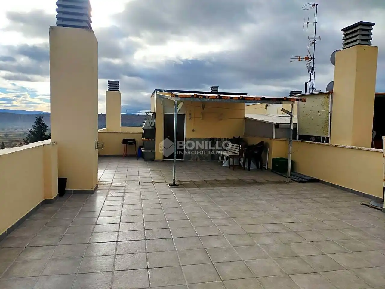 Piso con ascensor en venta en Calle el Santo, imagen 2