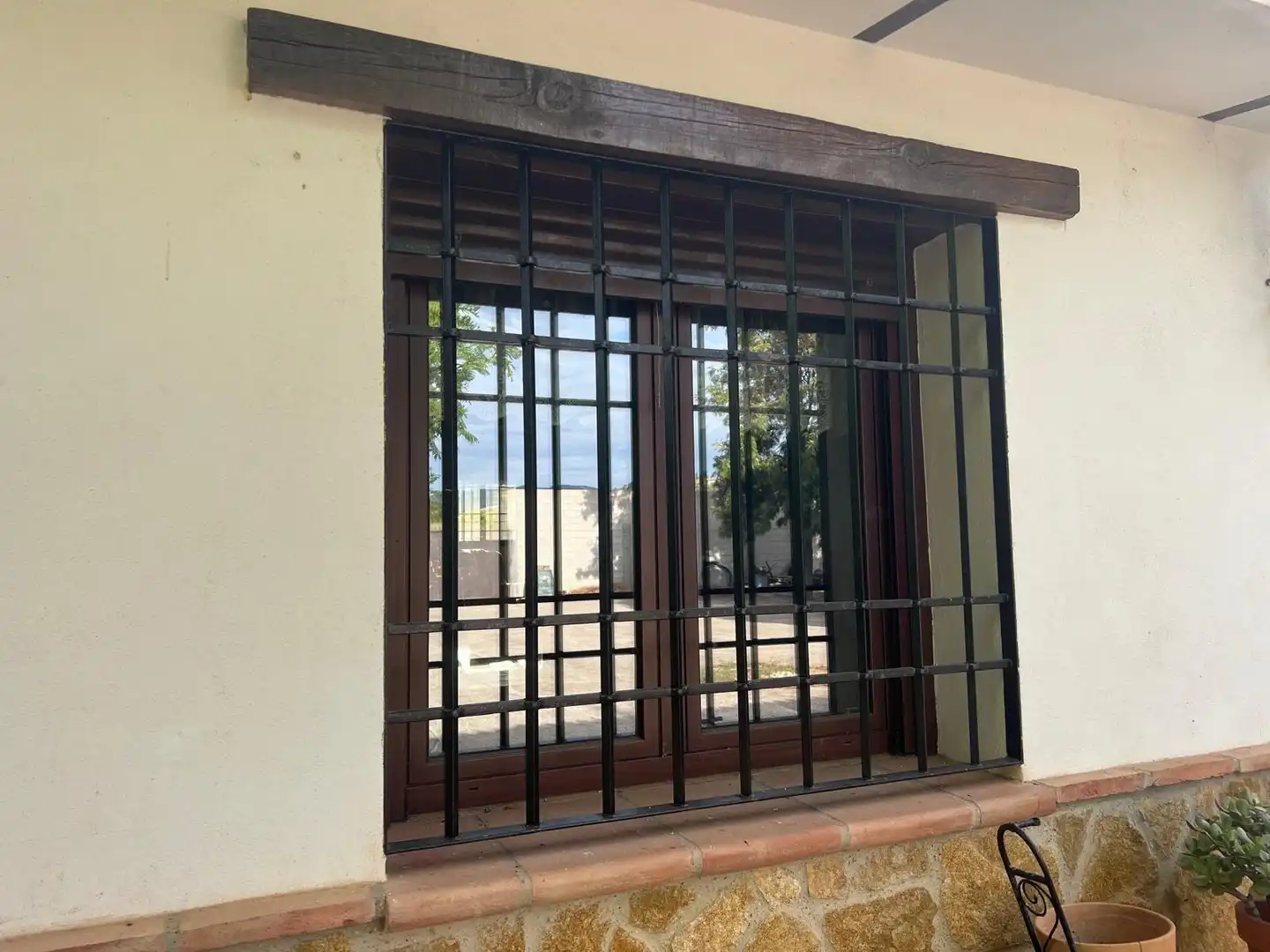 Terrassa de Finca rústica en venda en Almodóvar del Río amb Aire condicionat, Piscina i Alarma