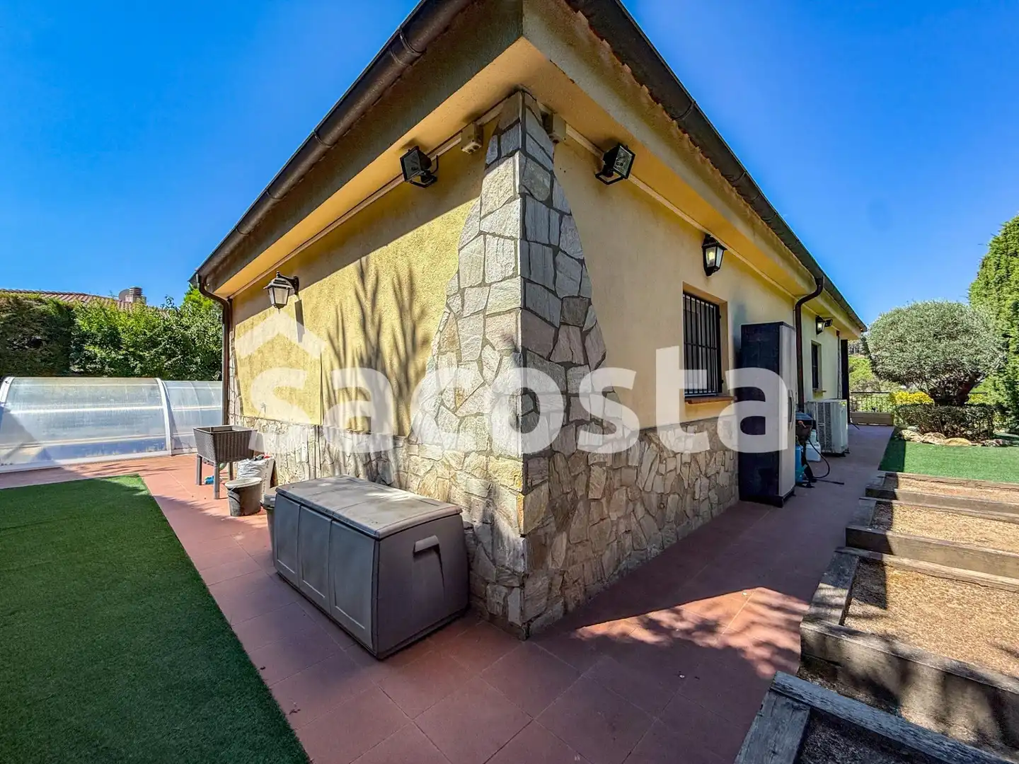 Vista exterior de Casa o xalet en venda en Lloret de Mar amb Aire condicionat, Jardí privat i Parquet