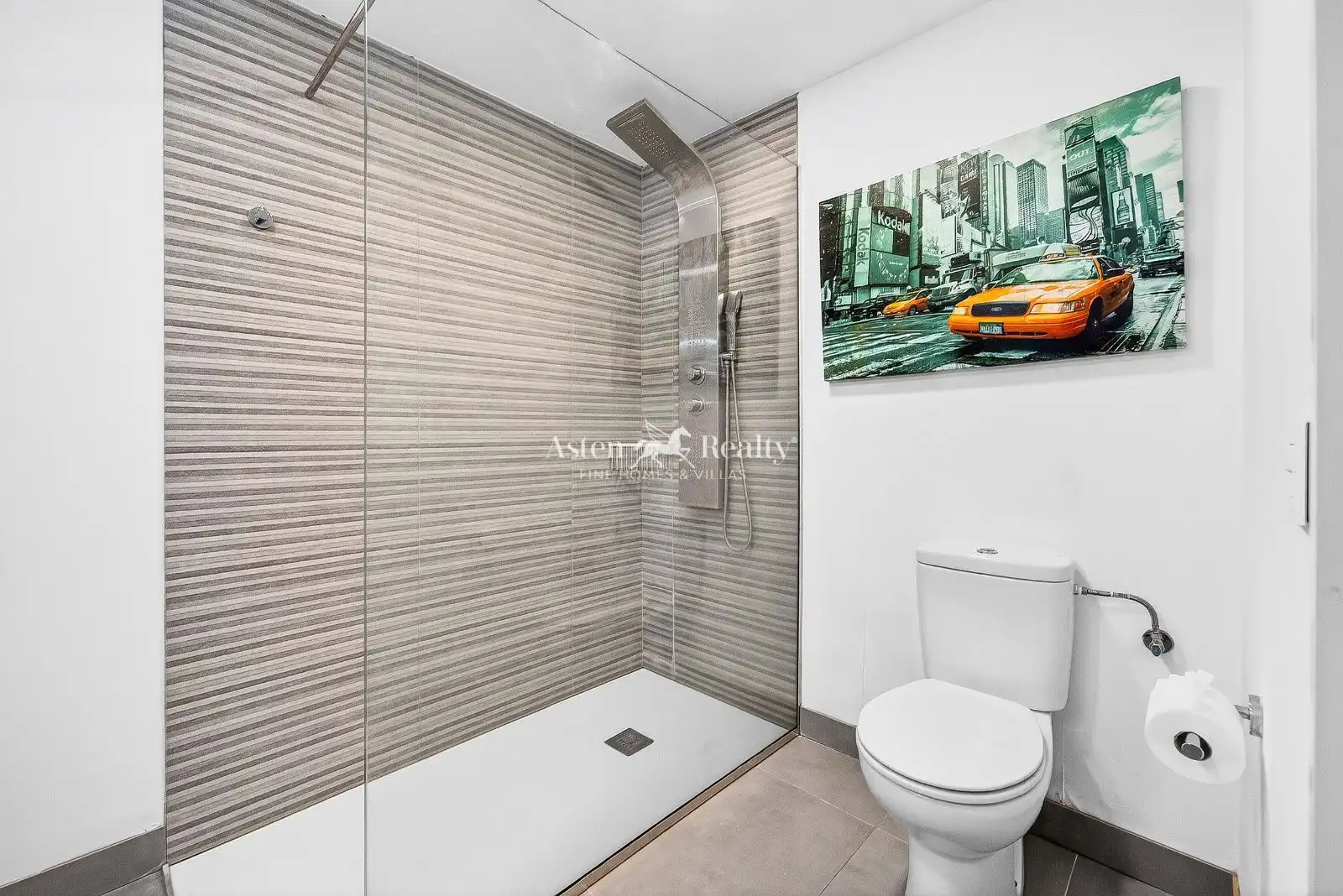 House with pool for sale in Suecia, imagen 36