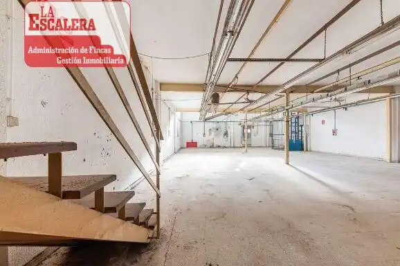 Nau industrial en venda a Campo Alto - Club de Campo, imagen 7