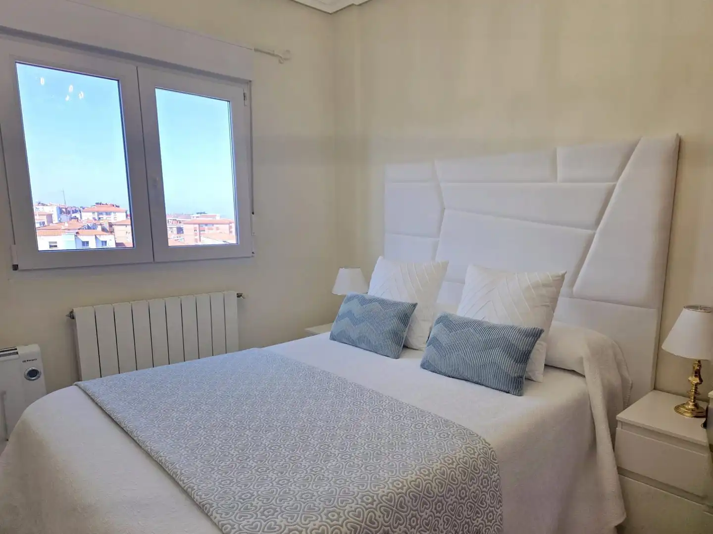 Flat for rent in Calle FERNANDO RIOS, Los Castros