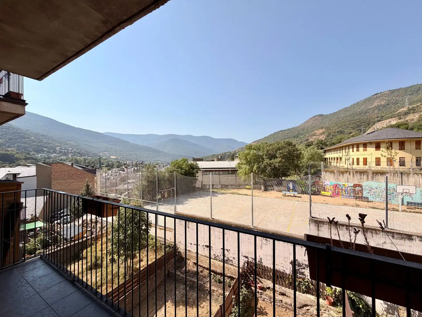 Exterior view of Flat for sale in Sort  with Heating, Storage room and Furnished