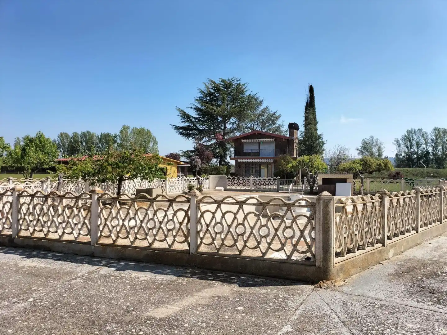 Vista exterior de Finca rústica en venta en Palencia con Calefacción, Jardín privado y Parquet