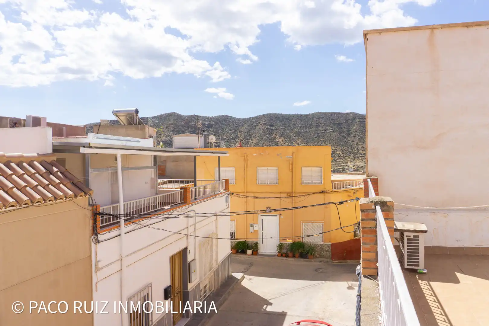 Außenansicht von Einfamilien-Reihenhaus zum Verkauf in Tabernas mit Abstellraum, Möbliert und Balkon