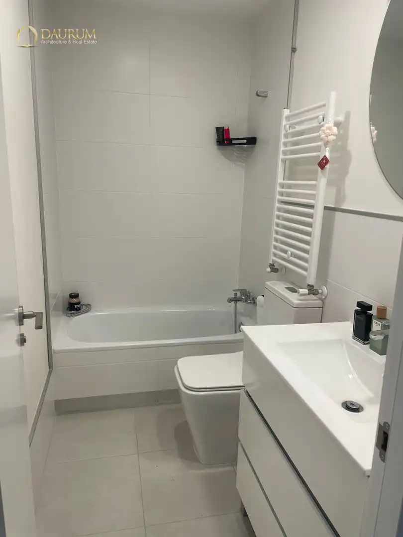 Baño de Piso en venta en Madrid con Aire acondicionado, Calefacción y Terraza