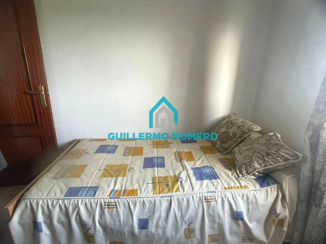 Schlafzimmer von Wohnung zum Verkauf in La Puebla del Río mit Klimaanlage und Terrasse