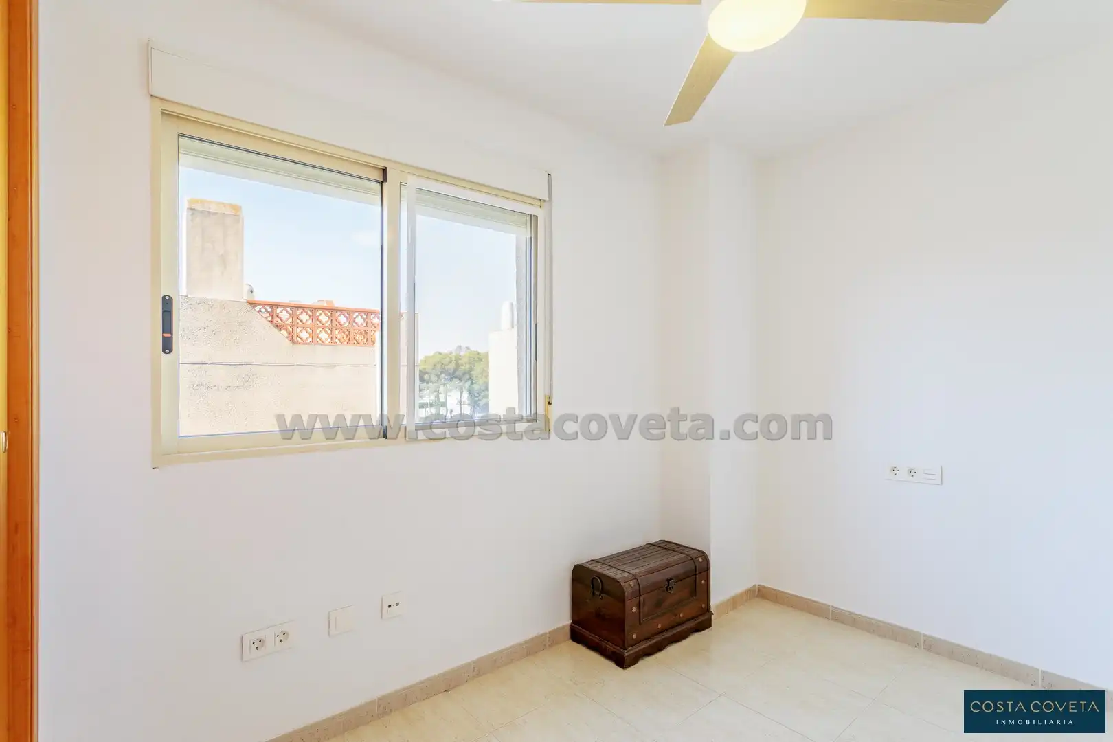 Casa adosada en venda a Pueblo Español - Coveta Fumá