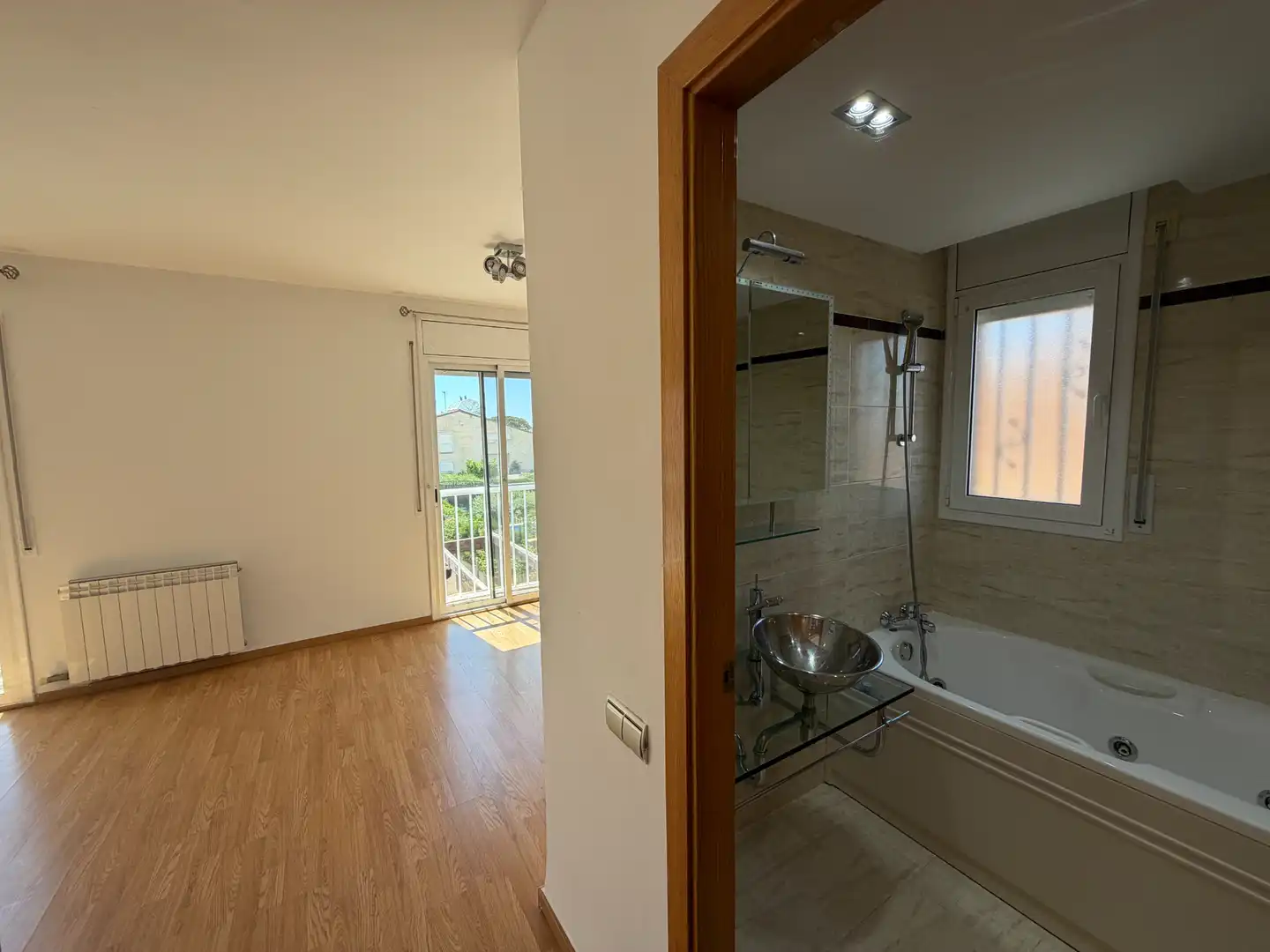Semi-detached house with terrace for sale in Carrer Castell de Prades 10, imagen 34