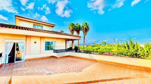Casa con Finca en venta en Callosa De Segura, 5 dormitorios.