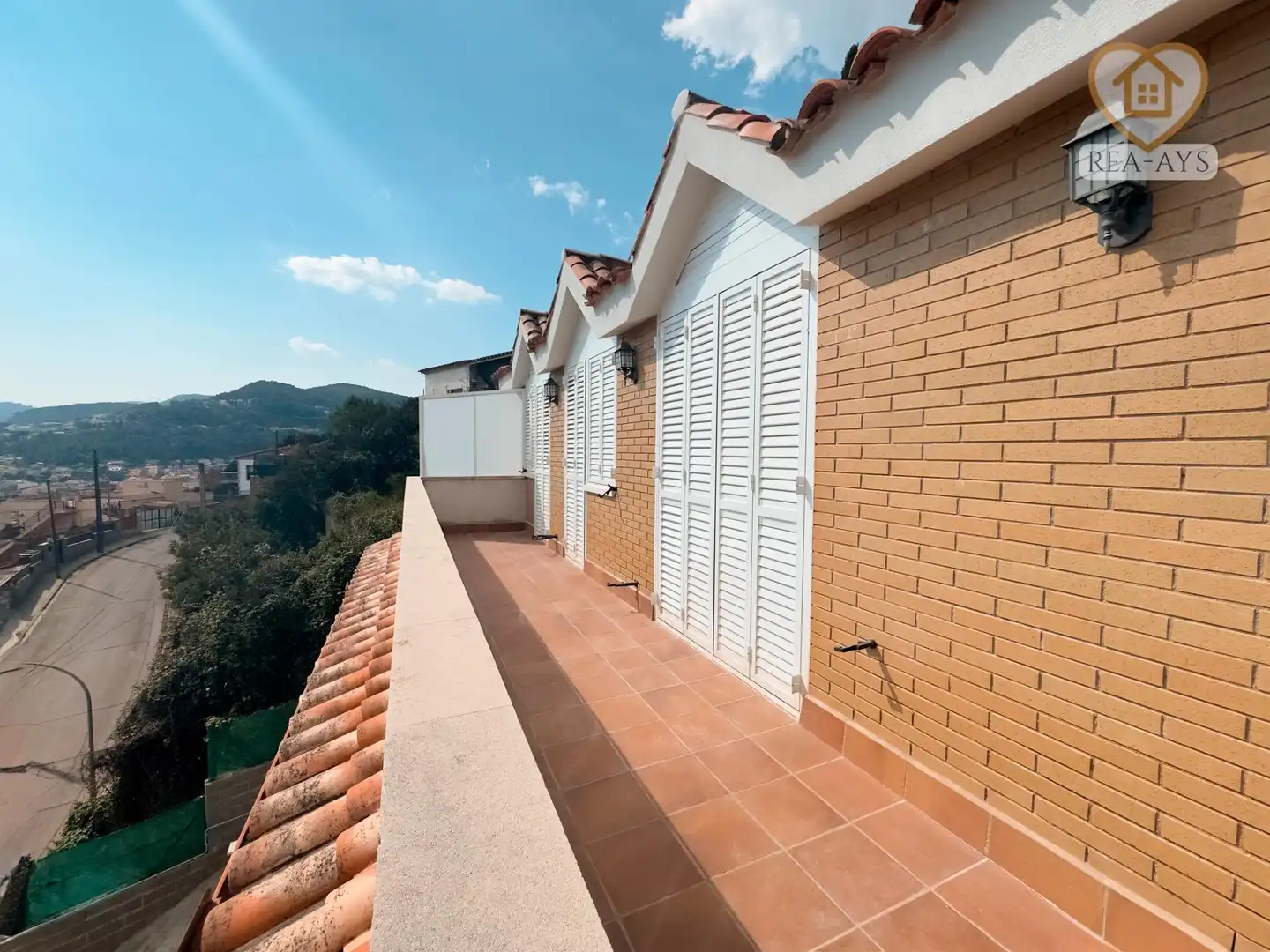 Terraza de Casa o chalet en venta en Vallirana con Aire acondicionado, Calefacción y Jardín privado