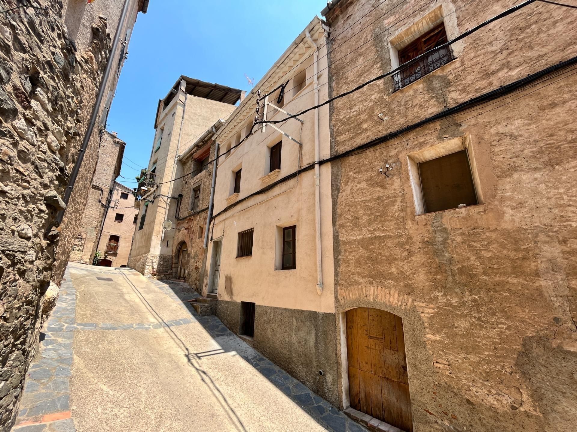 Vista exterior de Casa o xalet en venda en La Vilella Baixa amb Aire condicionat