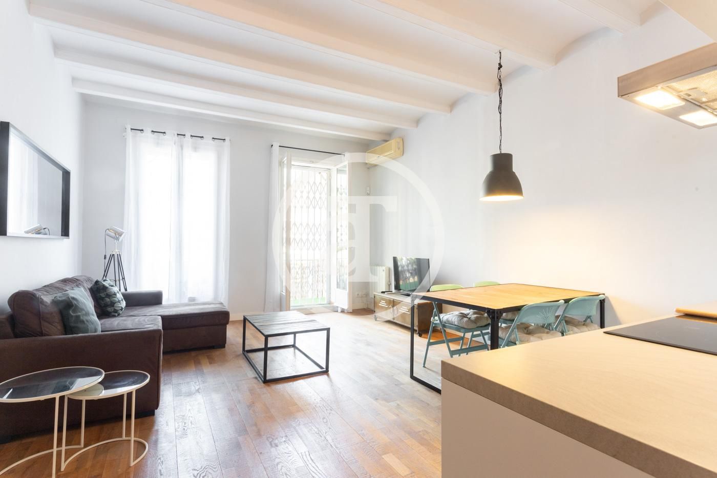 Vista exterior de Piso de alquiler en  Barcelona Capital con Aire acondicionado, Calefacción y Amueblado