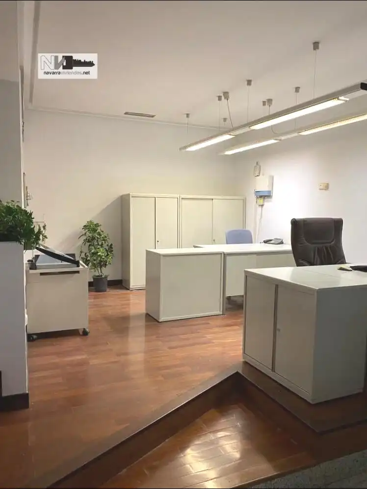 Office for rent in  Pamplona / Iruña  with Heating