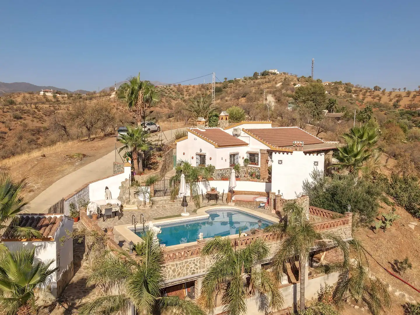 Casa con piscina en venta en Avenida de Andalucía