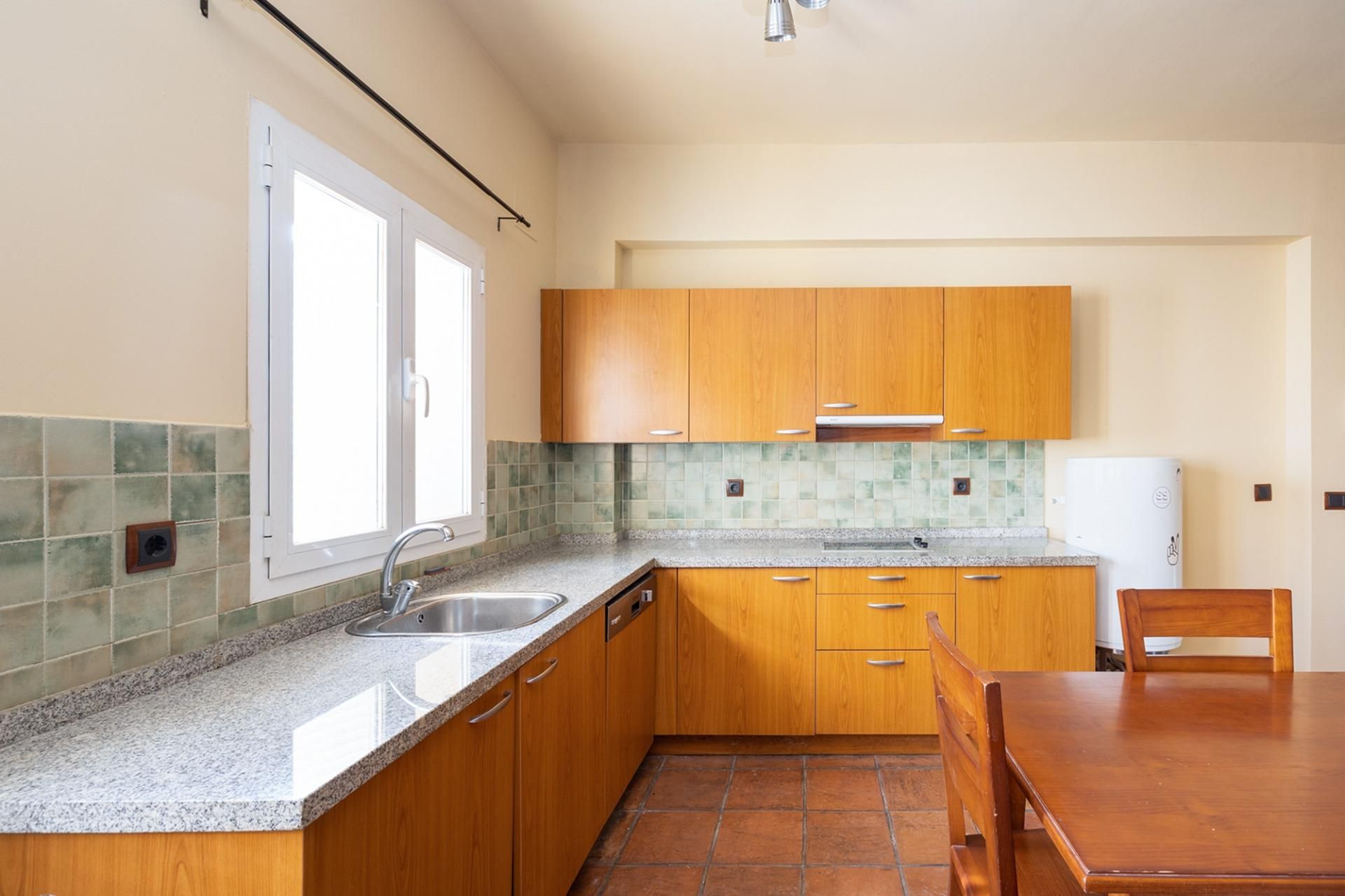 Kitchen of Apartment for sale in Sierra Nevada  with Heating, Terrace and Storage room