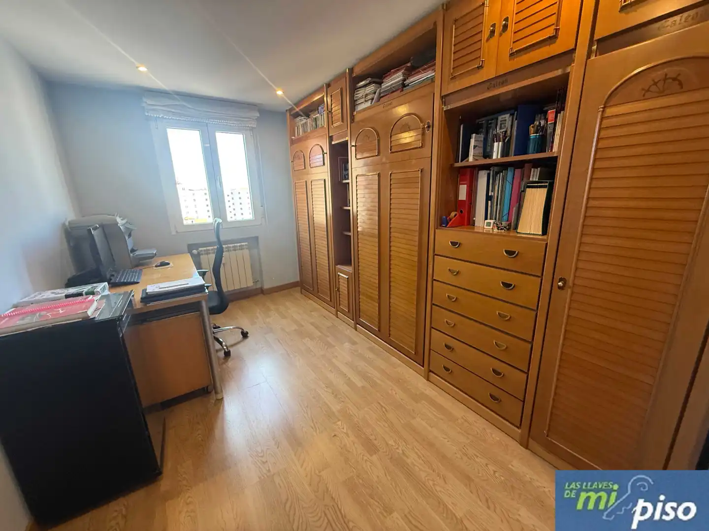 Habitación de Piso en venta en Valladolid con Calefacción, Parquet y Terraza