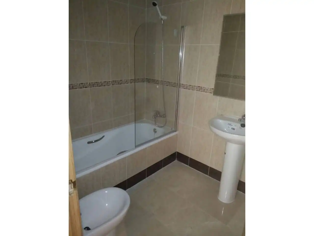 Baño de Piso de alquiler en Ocaña con Aire acondicionado, Calefacción y Amueblado