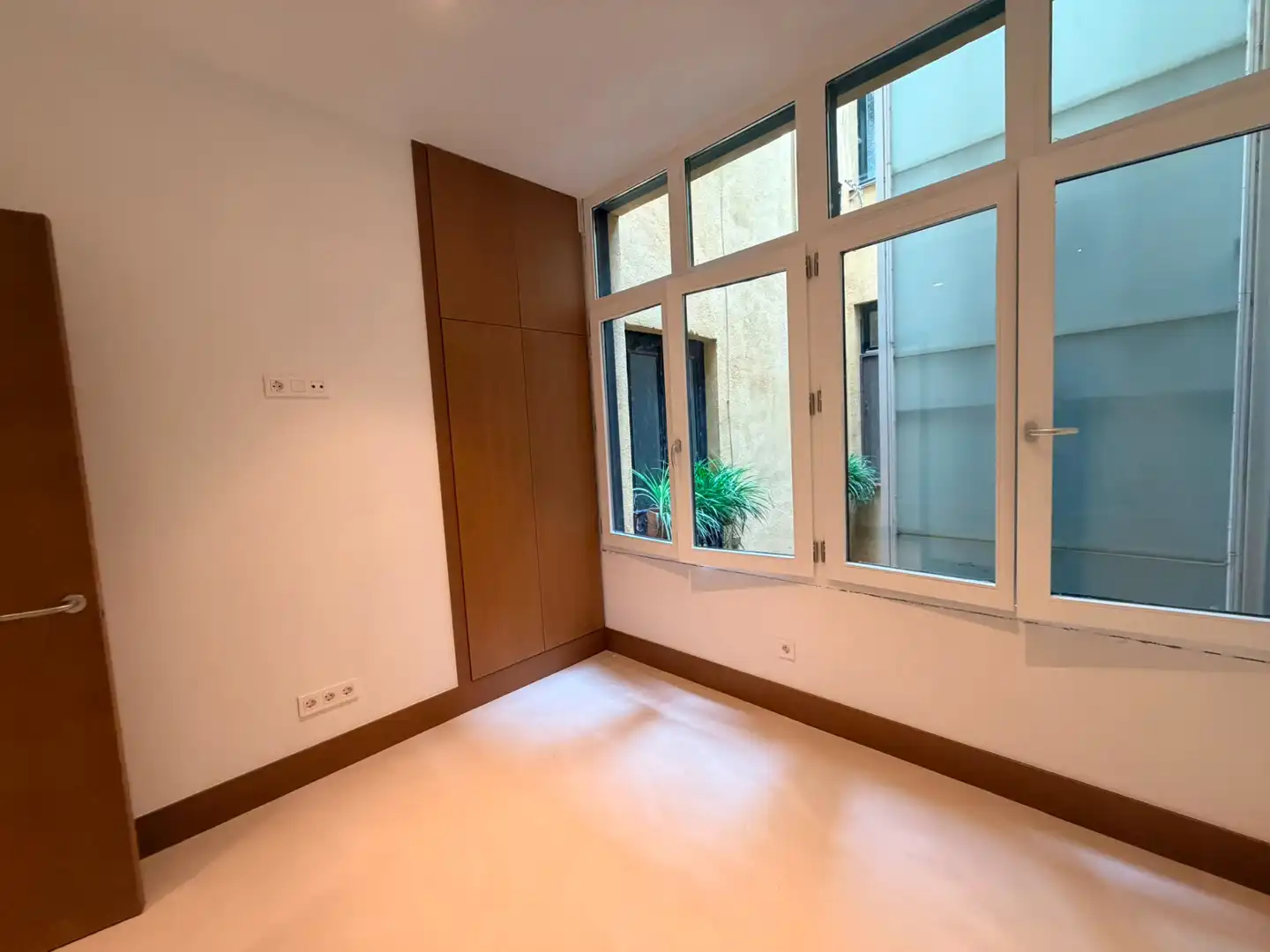Flat for sale in Madrid  with Air Conditioner, Heating and Balcony